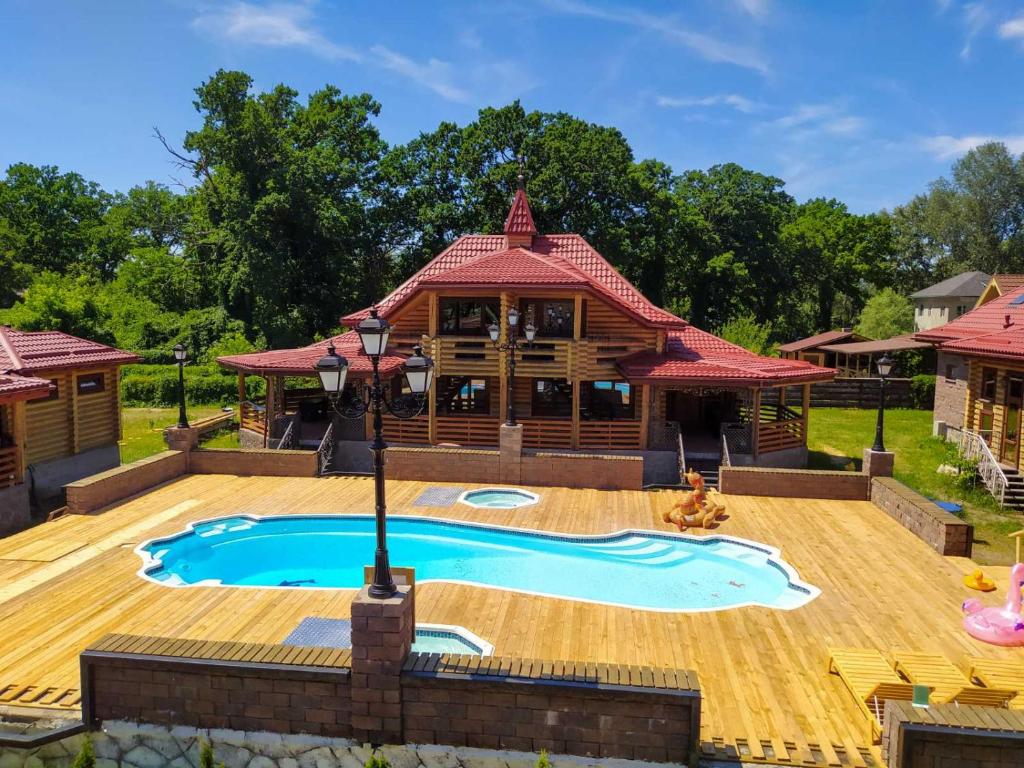 Заміський комплекс Fort Pirnov Park