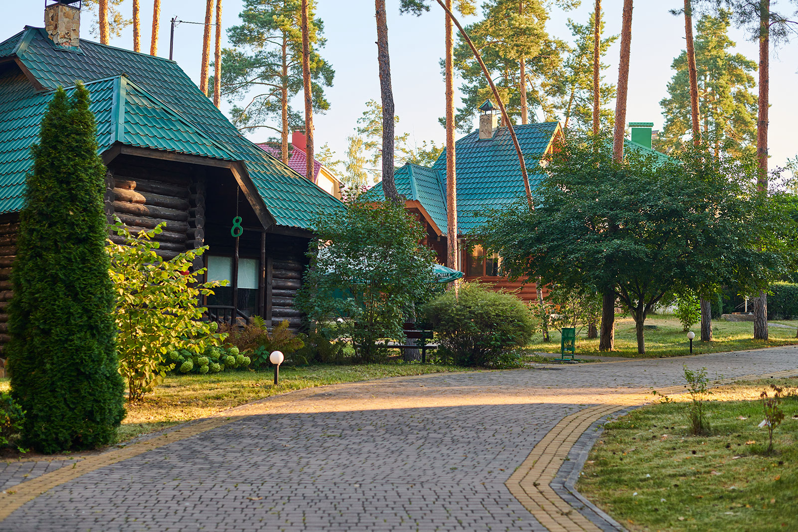 Заміська база відпочинку Ліс і Море