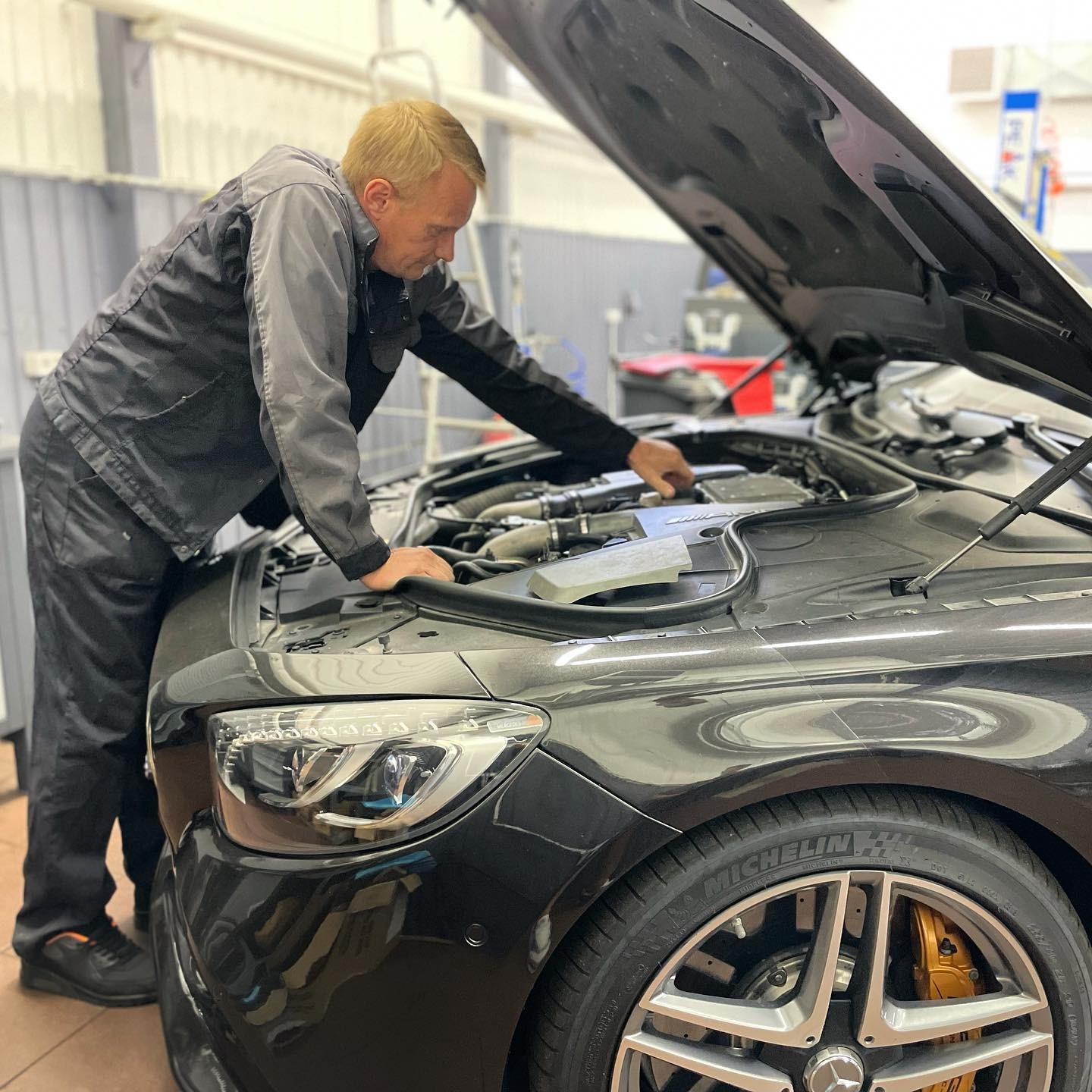Автосервіс Royal World Service