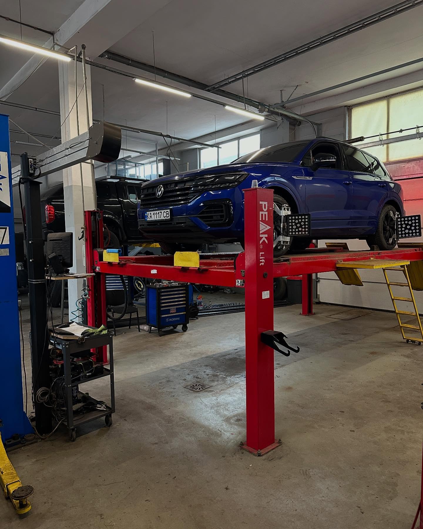 Інтернет-магазин автозапчастин UkrParts