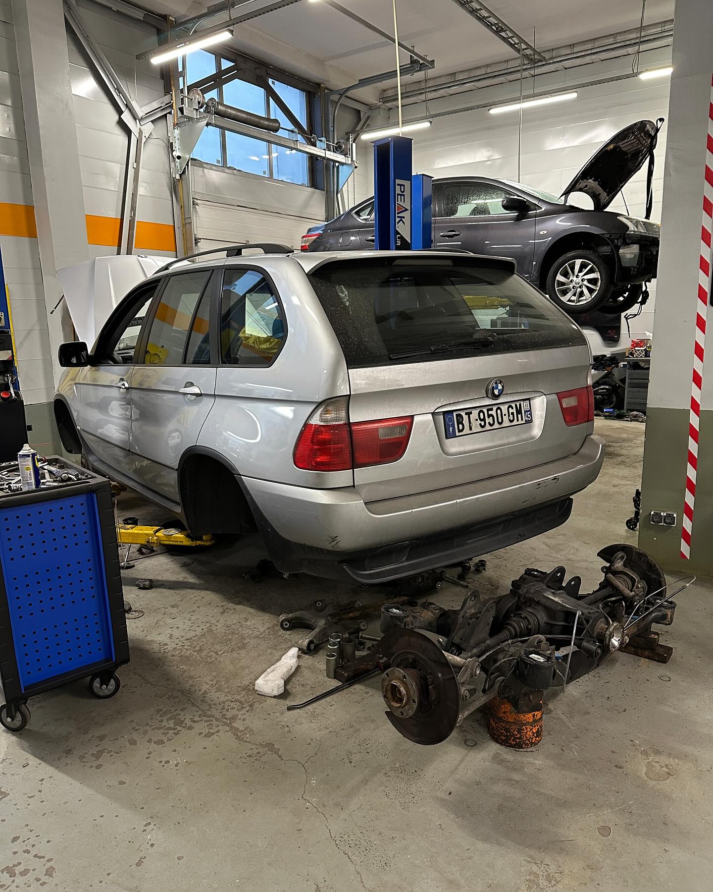 Інтернет-магазин автозапчастин UkrParts