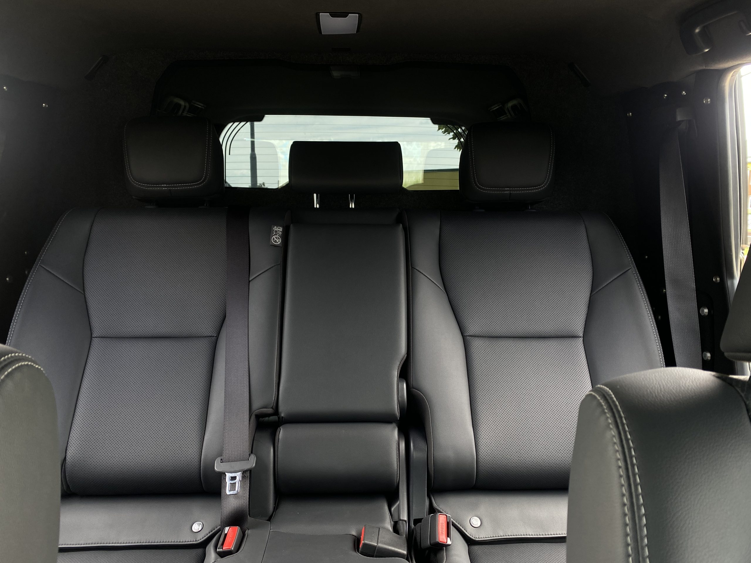 Компания по аренде бронированных автомобилей Armor Rent