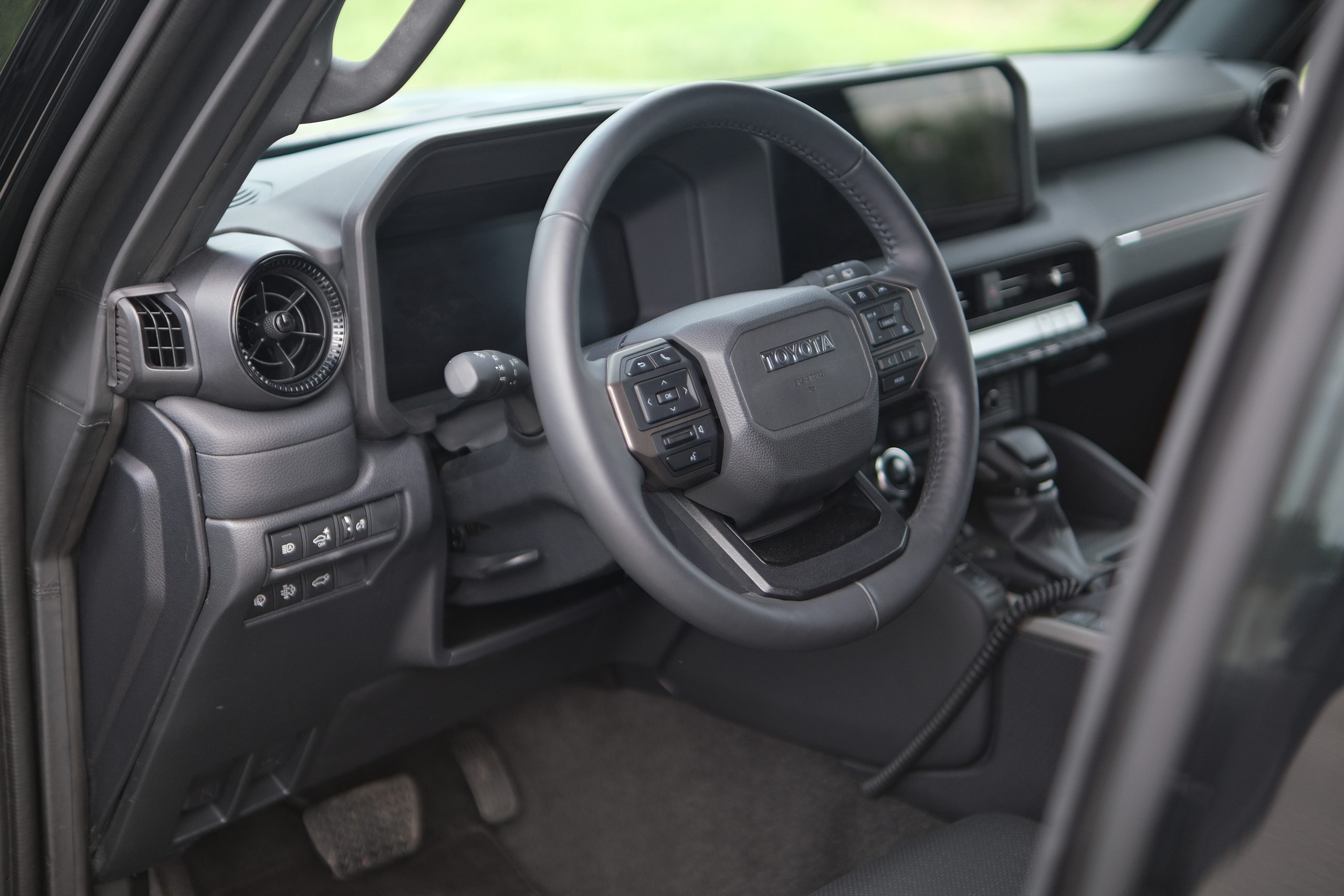 Компания по аренде бронированных автомобилей Armor Rent