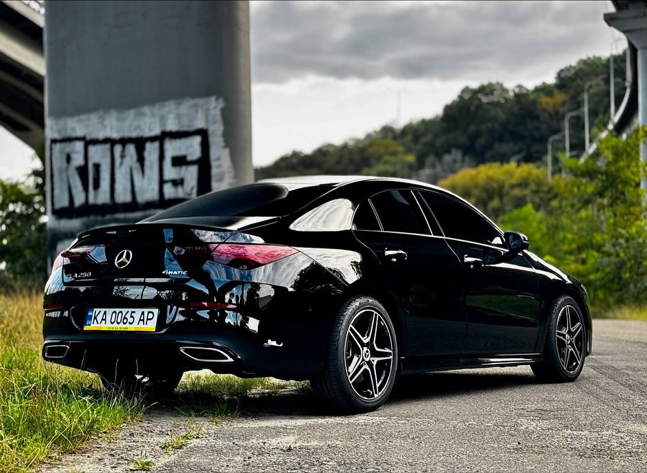 Компанія DriveUp