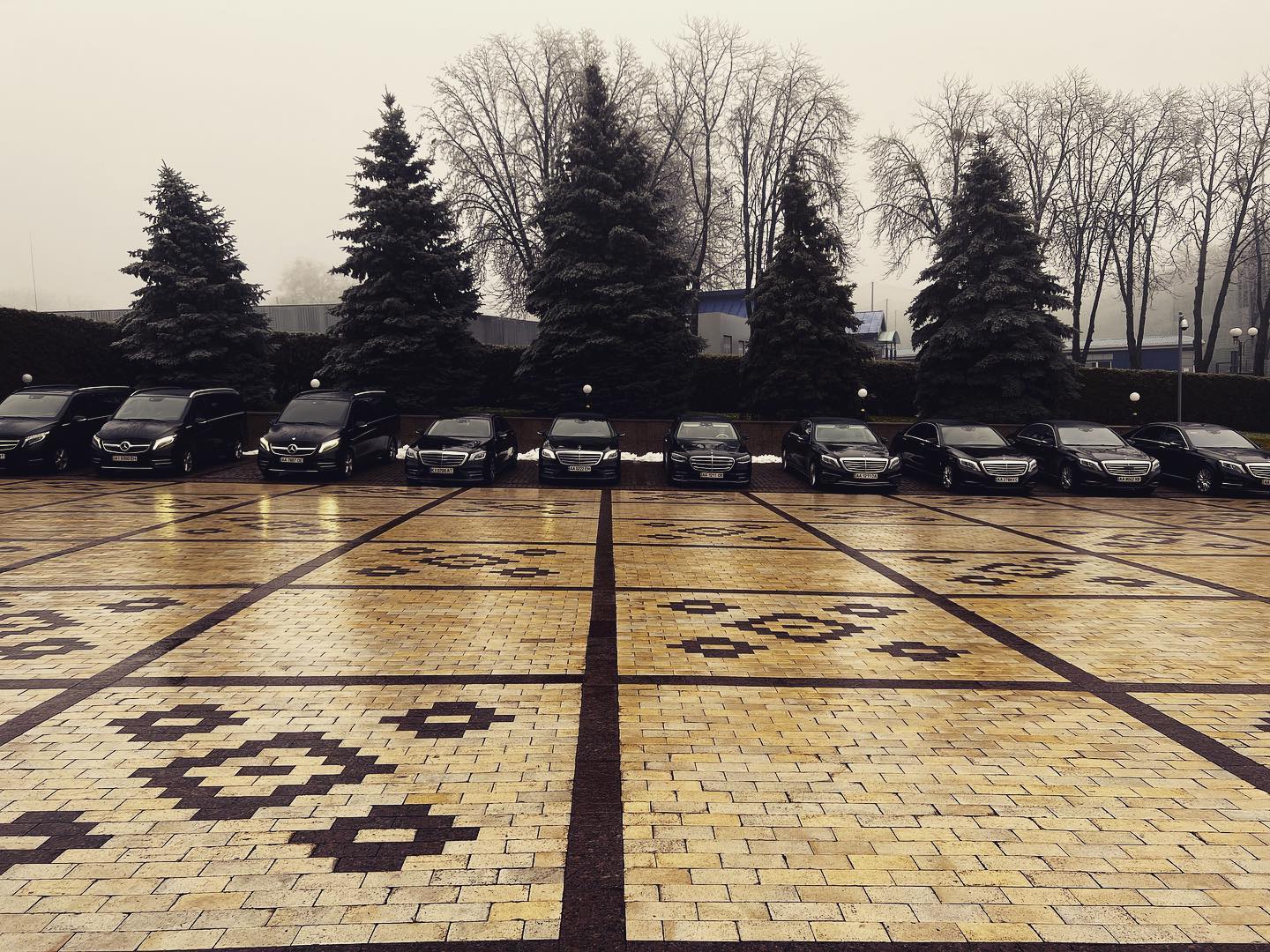 Компанія Аурум Авто