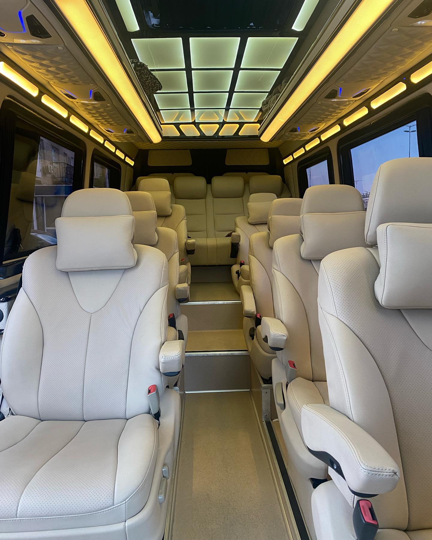 Компанія Аурум Авто