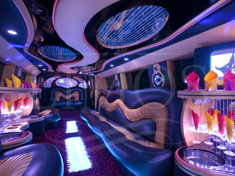 «LIMOS» - прокат лімузинів