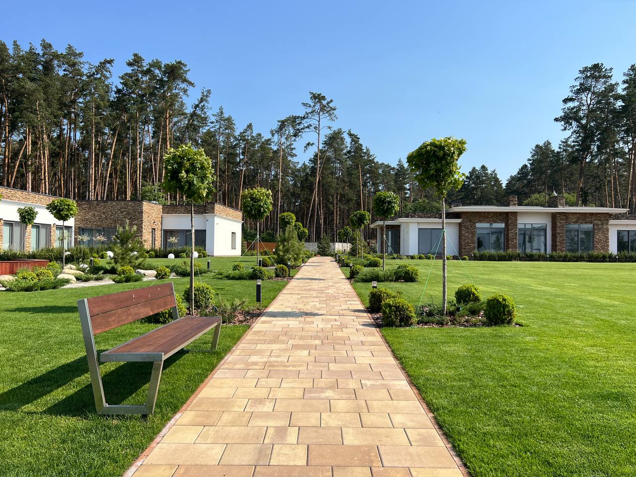 Компания с ландшафтного дизайна VIVE-group